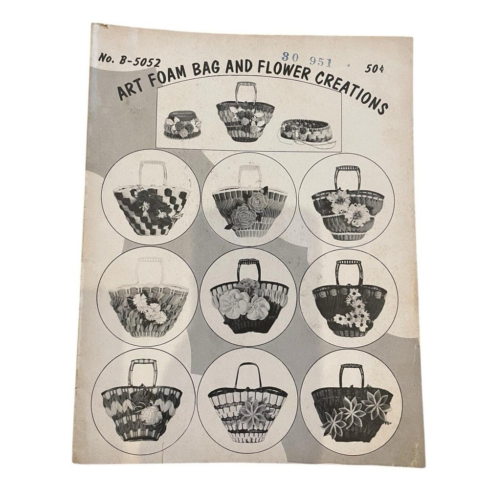 LeeWards Art Foam Bag Flower Creations Basket Weaving Booklet Instructions VTG.